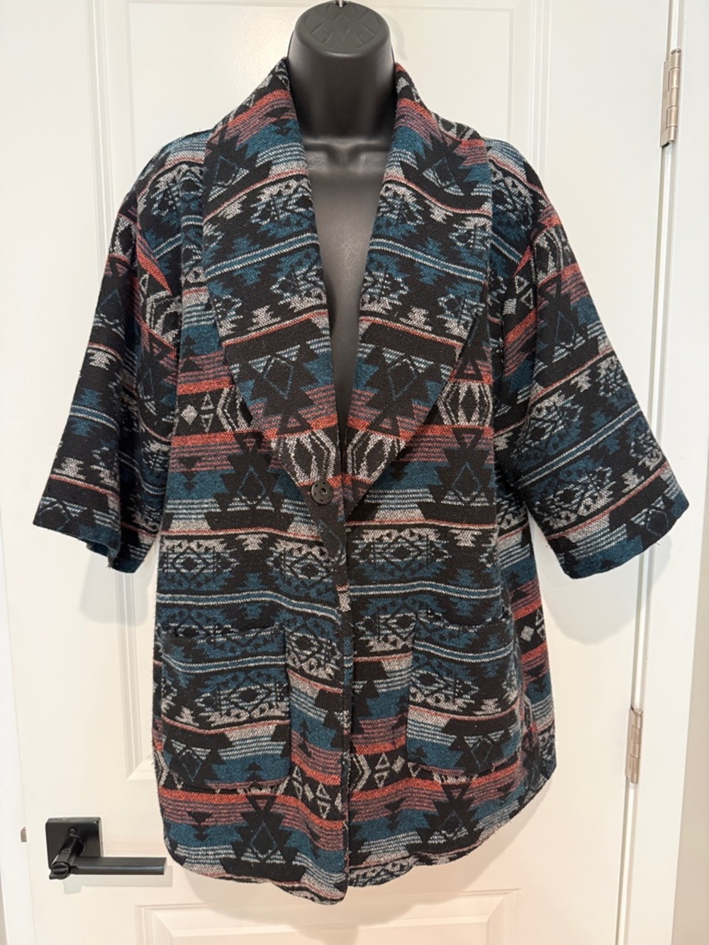 Ecoté Short Sleeved Southwestern Print Jacket